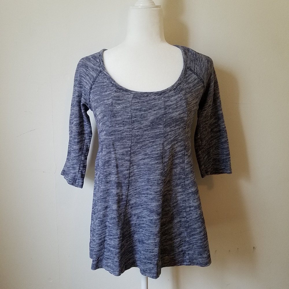 Deletta Flowy Peplum Heathered Top T126-A